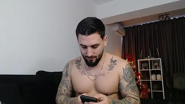  DylanGreen online show from December 17, 9:05 am