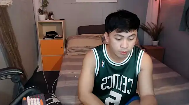 Snapshot of princeJayX chatting on March 14, 1:27 am princeJayX online show from March 14, 1:27 am