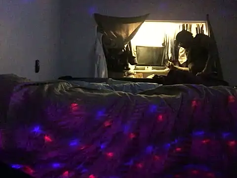 Londonfrotadejr online show from December 15, 12:57 pm