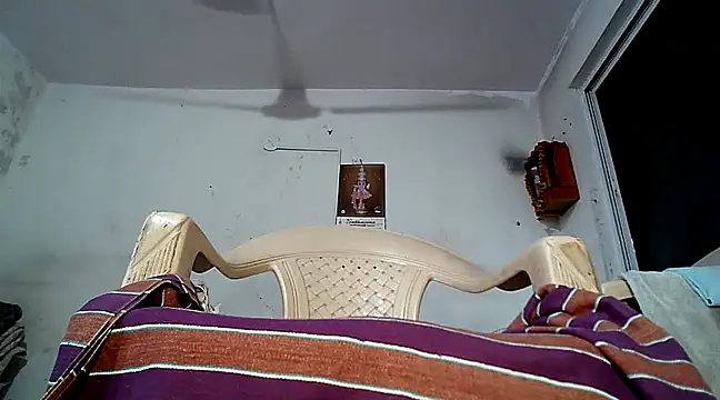 manan28 online show from March 18, 12:28 pm