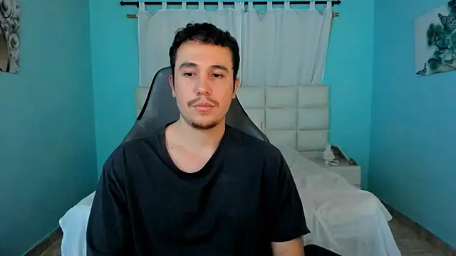 juan  jimenez online show from April 13, 9:26 pm