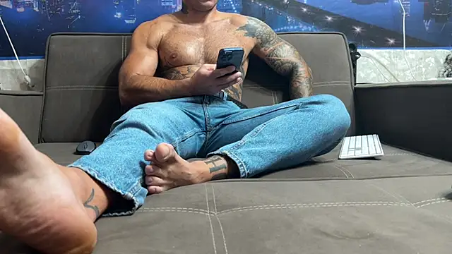 Mr YourGod online show from October 14, 3:57 am