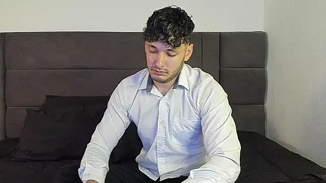 alejandro  2 online show from January 16, 6:21 pm