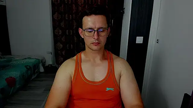 sexxymuscles4u online show from September 10, 12:15 pm