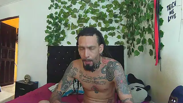 caribbeanlover1 online show from May 19, 3:18 pm