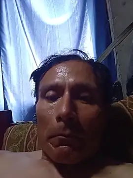 Miguelangelleon16 online show from May 2, 5:05 pm