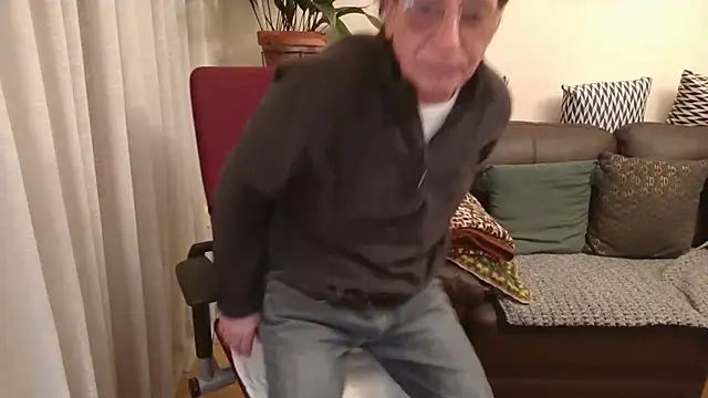 HETEREOMAN online show from November 30, 6:21 pm