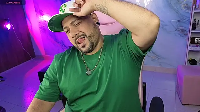 jacoob woods online show from April 30, 11:20 pm