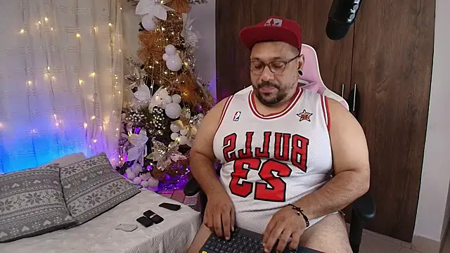 jacoob woods online show from December 2, 2:50 pm