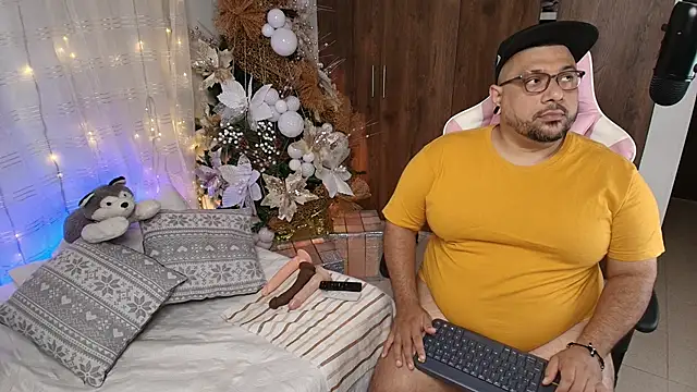 jacoob woods online show from December 4, 2:04 pm