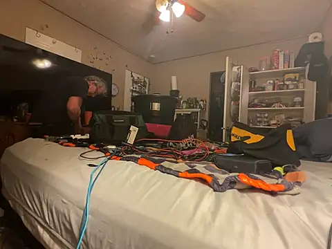 jck1m0t online show from April 13, 7:09 am