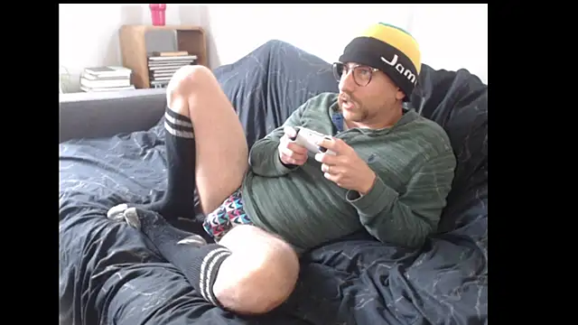 whiskyjane69 online show from October 14, 12:12 pm