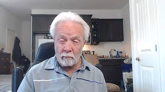 rockpoint69 online show from November 12, 1:39 pm