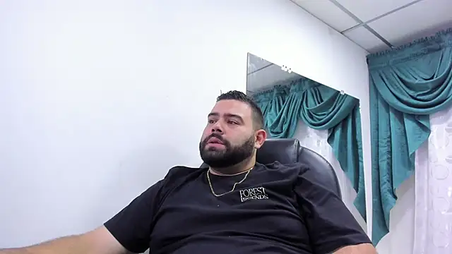 Beerbear boy online show from December 18, 1:45 pm