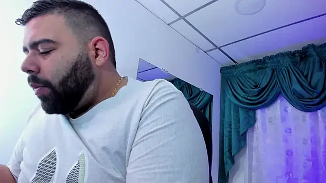 Beerbear boy online show from December 11, 1:11 pm