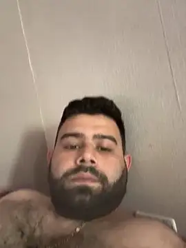 Beerbear boy online show from November 15, 5:04 pm