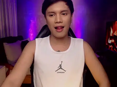 xjakolitox online show from December 16, 1:40 pm