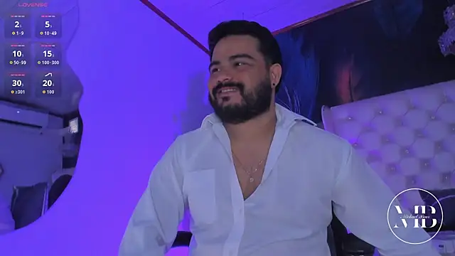 MichaelBear  online show from September 12, 1:00 pm