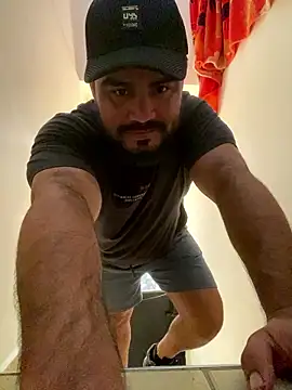 MichaelBear  online show from January 10, 6:23 pm