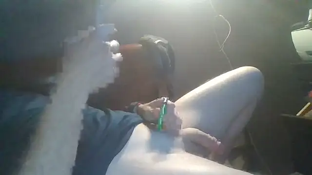 Wyleyxh online show from September 28, 5:33 pm