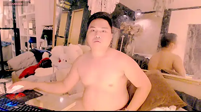 Snapshot of Hardking_69 chatting on March 5, 1:50 pm Hardking 69 online show from March 5, 1:50 pm