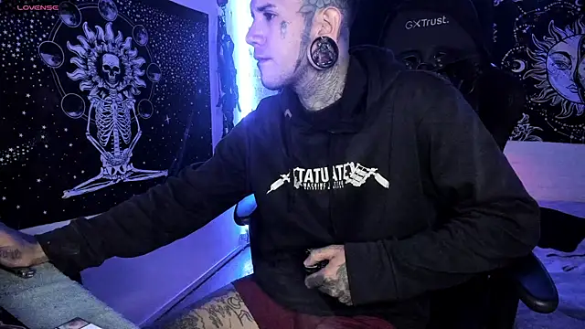 josh  ackerman online show from March 3, 11:34 pm