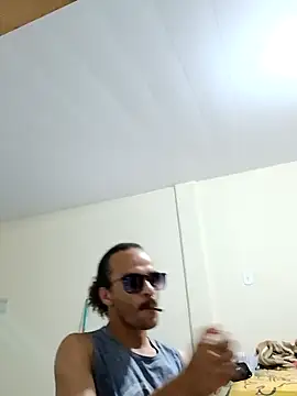 JamesQuaresma online show from January 23, 10:44 pm