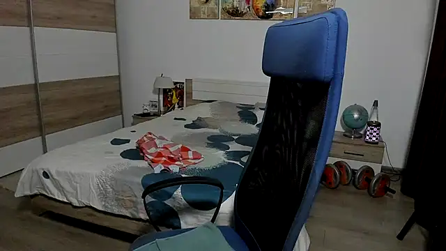 RobbyShawz online show from February 22, 6:37 am