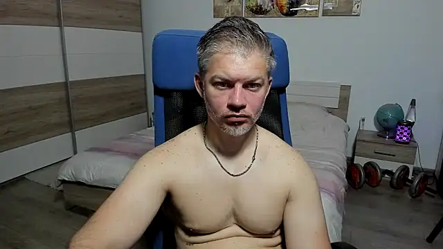 RobbyShawz online show from June 2, 4:46 am