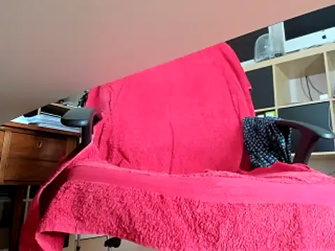 leccaleccafiga online show from February 26, 8:37 am