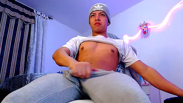 littleyork online show from December 19, 10:12 am