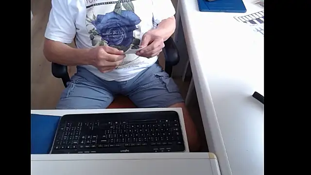 dutchpornking online show from July 7, 11:36 am