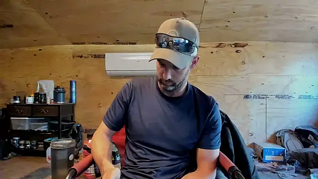 Kenny Kyle online show from February 27, 9:36 pm