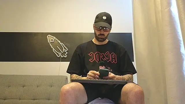 MattxFeet online show from January 13, 5:17 pm