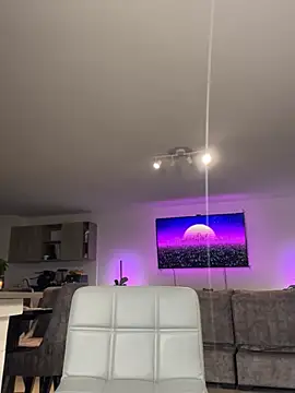 Frank Farrell online show from February 21, 5:30 am