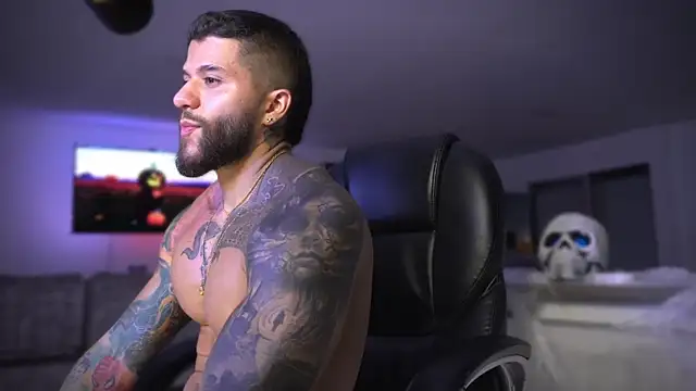 Frank Farrell online show from October 22, 5:00 am