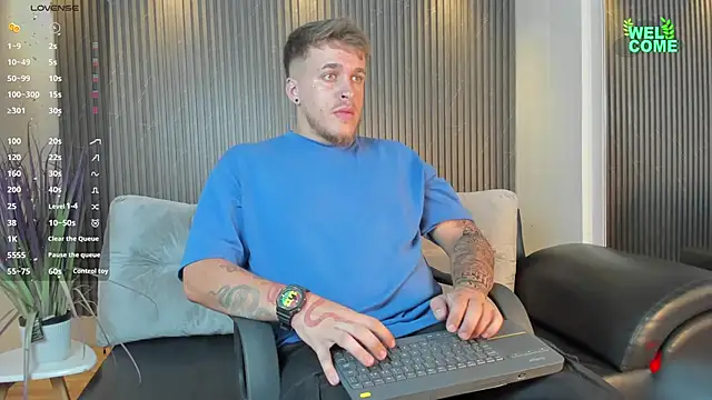 keane lee online show from December 17, 7:48 pm