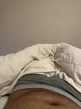 BritKink online show from March 25, 6:01 pm