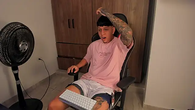 Jake simons online show from March 30, 10:00 pm