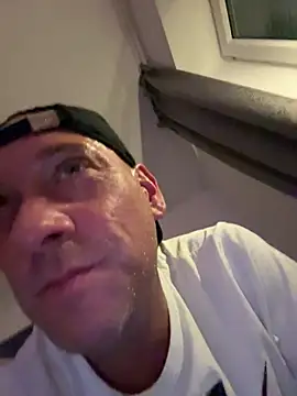 cock4you86 online show from November 15, 5:26 pm