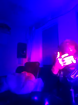 Crystalbitchx online show from September 29, 11:11 pm