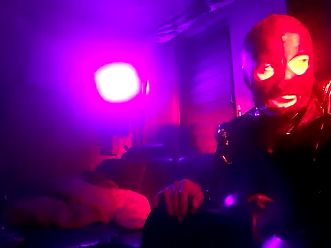 Crystalbitchx online show from September 23, 11:04 pm