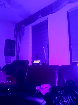 Crystalbitchx online show from December 14, 1:50 am