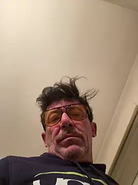 maxximere online show from March 27, 10:33 pm