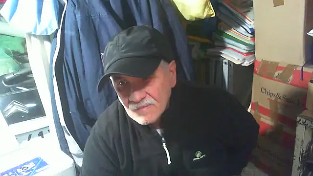 nonnomaturobisex online show from February 1, 9:30 am