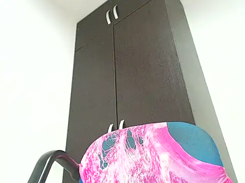 Rene hotman online show from February 9, 5:40 am