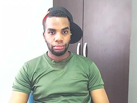 Rene hotman online show from March 10, 7:18 pm