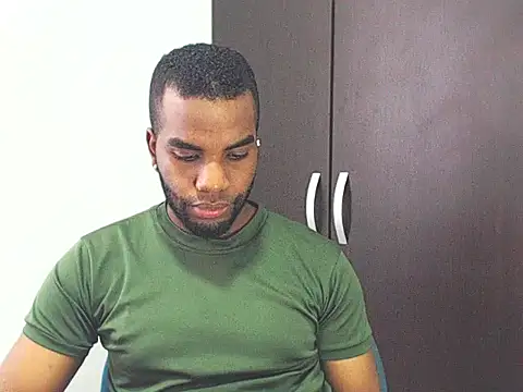 Rene hotman online show from March 5, 8:01 pm