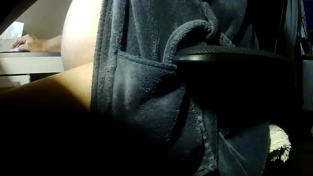 suedel65 online show from May 9, 3:07 am