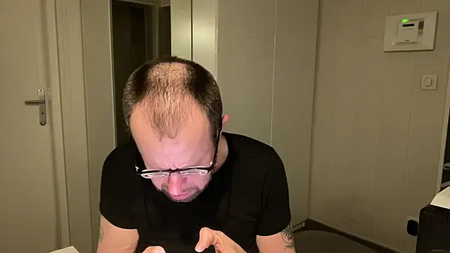 FABIOGLASSES online show from February 24, 10:32 pm